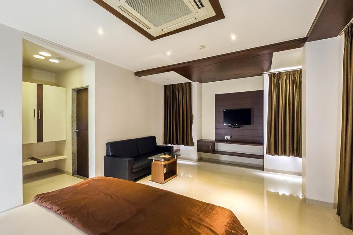 Hotel Marigold Vadodara Ngoại thất bức ảnh