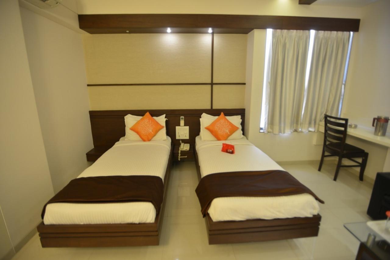 Hotel Marigold Vadodara Ngoại thất bức ảnh